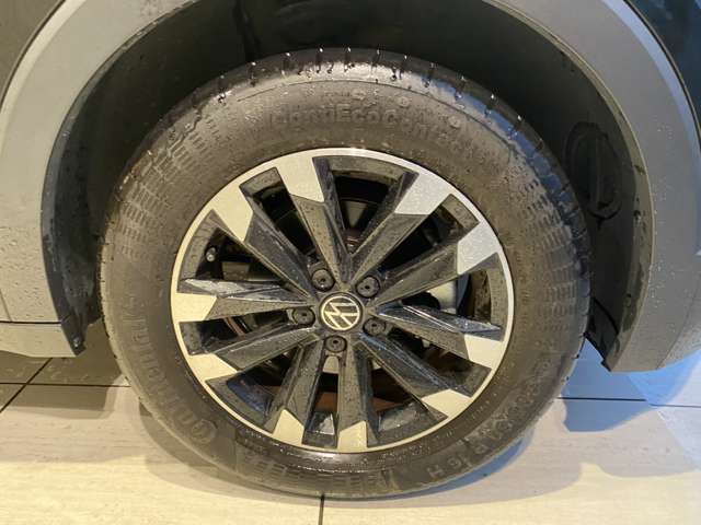 フォルクスワーゲン Ｔ－ＣＲＯＳＳ ＴＳＩ アクティブ R3年 (九州・沖縄) 99