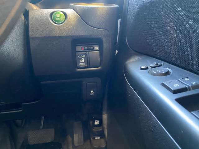 ホンダ Ｎ　ＢＯＸ ６６０ Ｇ Ｌパッケージ H26年 (九州・沖縄) 99