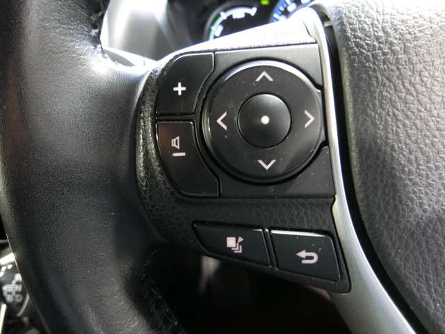 トヨタ エスクァイア　ハイブリッド １．８ ハイブリッド ＧＩ H27年 (中国) 99