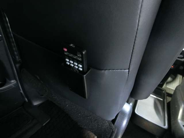 トヨタ エスクァイア　ハイブリッド １．８ ハイブリッド ＧＩ H27年 (中国) 99