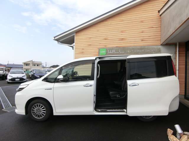 トヨタ エスクァイア　ハイブリッド １．８ ハイブリッド ＧＩ H27年 (中国) 99