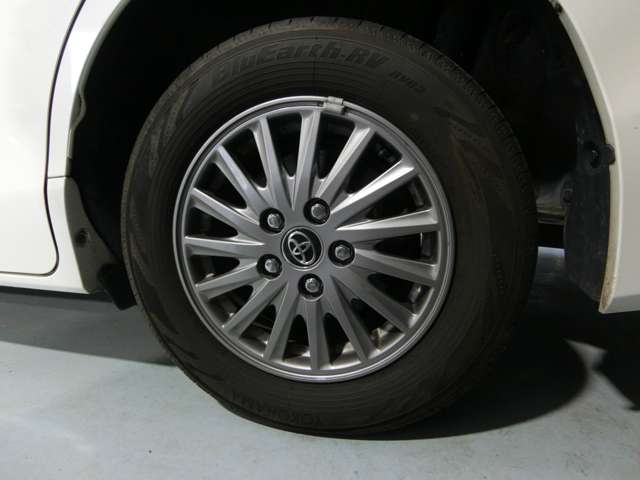 トヨタ エスクァイア　ハイブリッド １．８ ハイブリッド ＧＩ H27年 (中国) 99