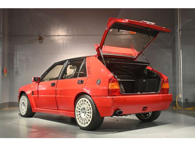 ランチア デルタ ＨＦインテグラーレ エボルツィオーネ ４ＷＤ H4年 (関東) 99