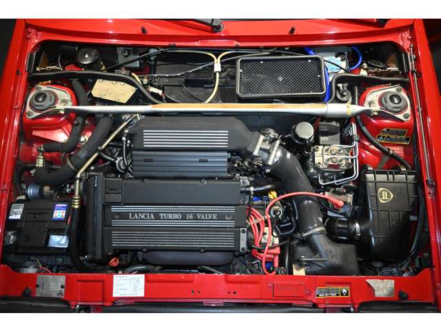 ランチア デルタ ＨＦインテグラーレ エボルツィオーネ ４ＷＤ H4年 (関東) 99