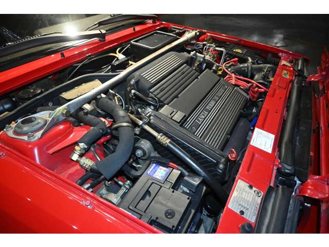 ランチア デルタ ＨＦインテグラーレ エボルツィオーネ ４ＷＤ H4年 (関東) 99