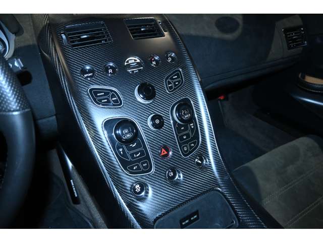 アストンマーティン ヴァンテージＧＴ１２ ＧＴ１２ H27年 (関東) 99