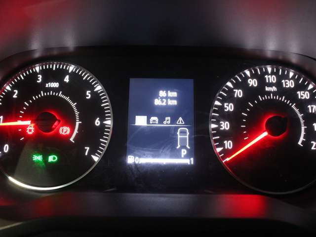 ルノー トラフィック ＺＥＮ ＢＬＵＥ ＤＣＩ１７０ Ｓ＆Ｓ R5年 (関東) 99