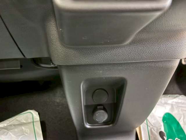 スズキ スペーシア ６６０ カスタム ハイブリッド ＸＳ ４ＷＤ R7年 (北海道) 99