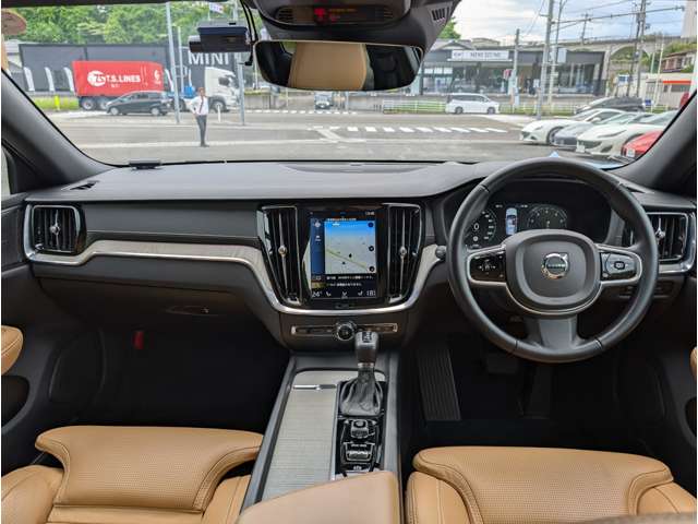 ボルボ Ｖ６０クロスカントリー Ｔ５ ＡＷＤ プロ ４ＷＤ R1年 (東北) 99