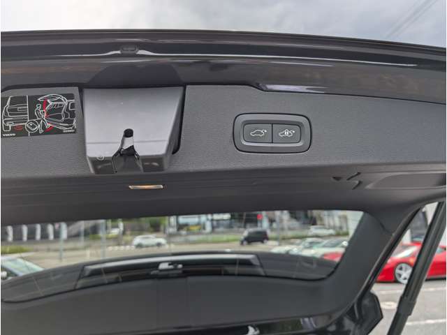 ボルボ Ｖ６０クロスカントリー Ｔ５ ＡＷＤ プロ ４ＷＤ R1年 (東北) 99