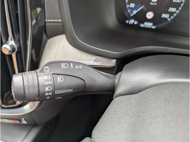 ボルボ Ｖ６０クロスカントリー Ｔ５ ＡＷＤ プロ ４ＷＤ R1年 (東北) 99