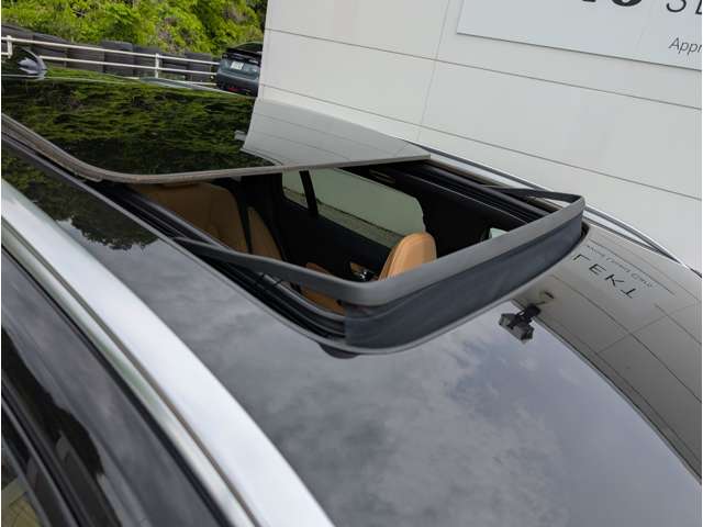 ボルボ Ｖ６０クロスカントリー Ｔ５ ＡＷＤ プロ ４ＷＤ R1年 (東北) 99