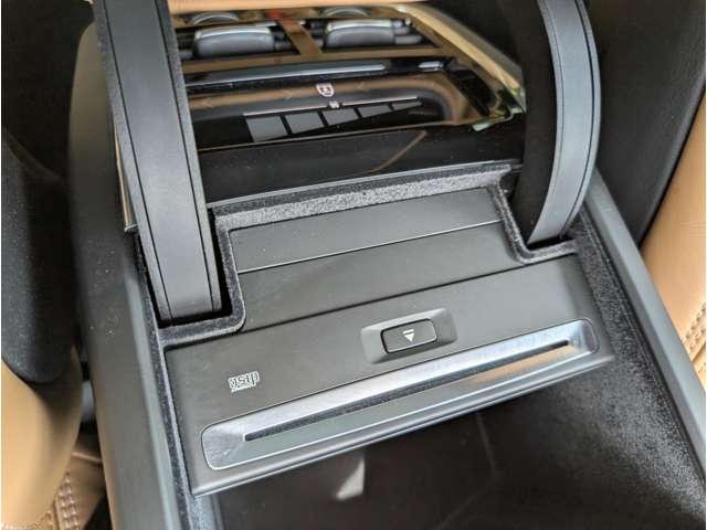 ボルボ Ｖ６０クロスカントリー Ｔ５ ＡＷＤ プロ ４ＷＤ R1年 (東北) 99