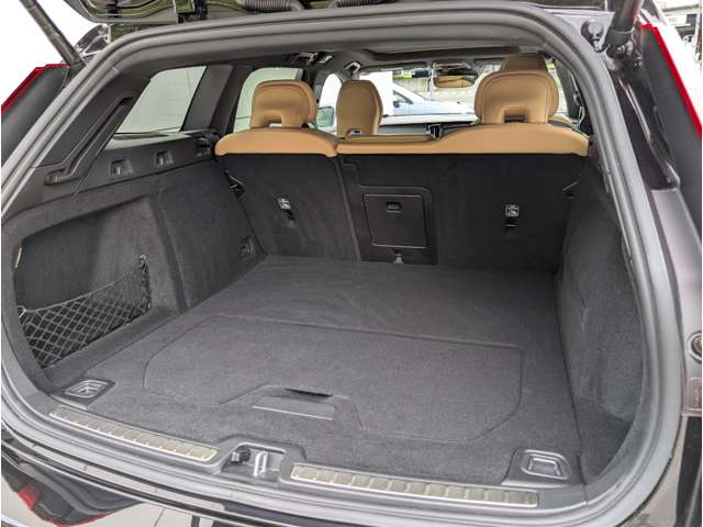 ボルボ Ｖ６０クロスカントリー Ｔ５ ＡＷＤ プロ ４ＷＤ R1年 (東北) 99