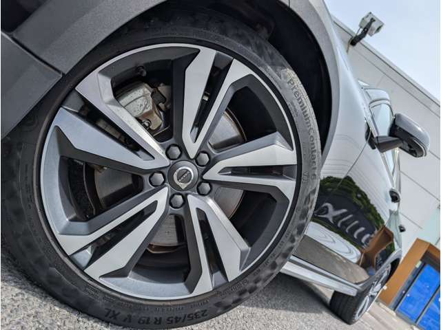 ボルボ Ｖ６０クロスカントリー Ｔ５ ＡＷＤ プロ ４ＷＤ R1年 (東北) 99