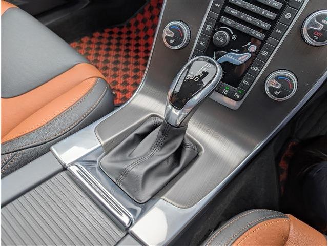 ボルボ Ｖ６０クロスカントリー Ｄ４ ＳＥ ディーゼルターボ H28年 (東北) 99