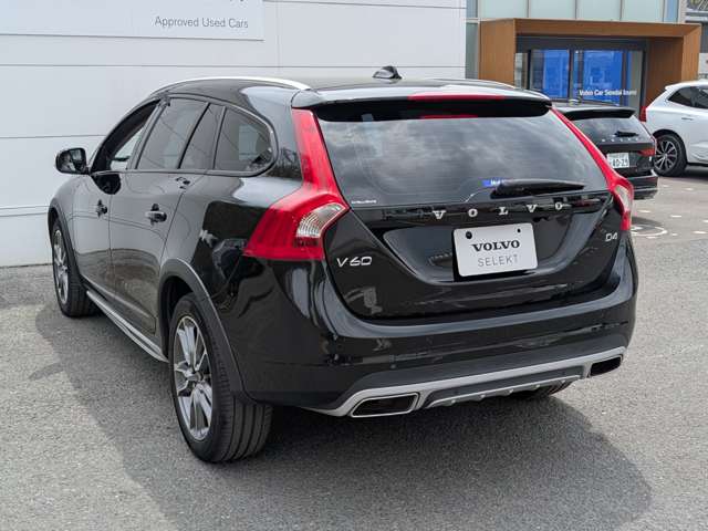 ボルボ Ｖ６０クロスカントリー Ｄ４ ＳＥ ディーゼルターボ H28年 (東北) 99
