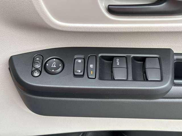 ホンダ Ｎ　ＢＯＸ ６６０ R7年 (近畿) 99