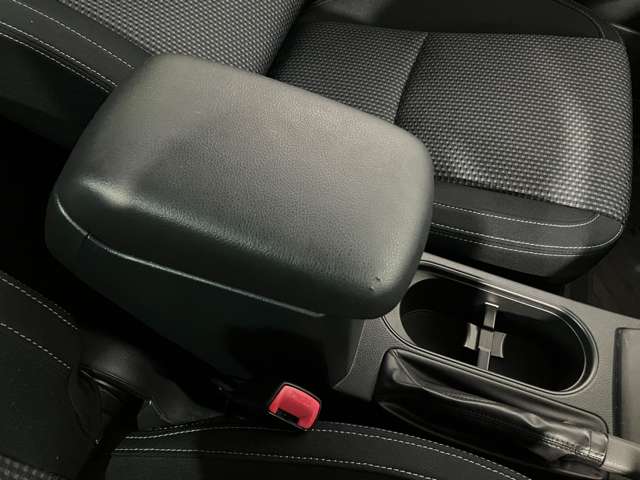 スバル フォレスター ２．０Ｉ－Ｌ アイサイト ４ＷＤ H28年 (北海道) 99