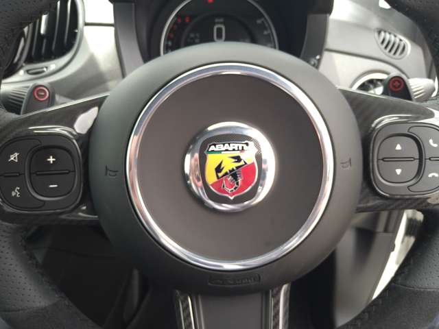 アバルト ６９５ コンペティツィオーネ R7年 (東北) 99