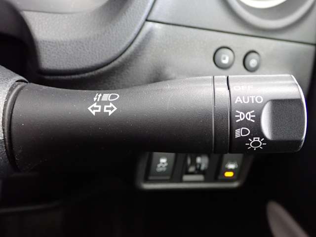 日産 ノート １．２ Ｅ－ＰＯＷＥＲ Ｘ H30年 (関東) 99