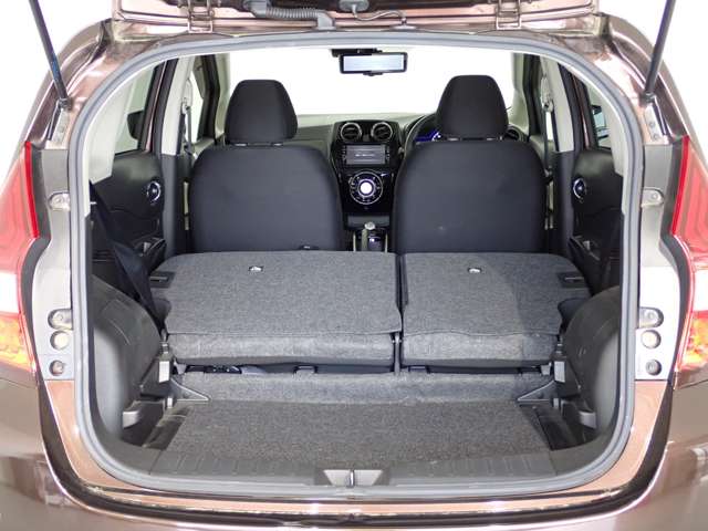 日産 ノート １．２ Ｅ－ＰＯＷＥＲ Ｘ H30年 (関東) 99