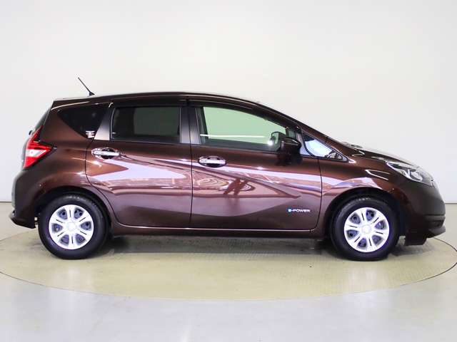 日産 ノート １．２ Ｅ－ＰＯＷＥＲ Ｘ H30年 (関東) 99