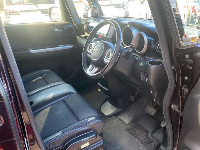 ホンダ Ｎ　ＢＯＸ ６６０ カスタムＧ ターボ Ｌパッケージ H28年 (九州・沖縄) 99