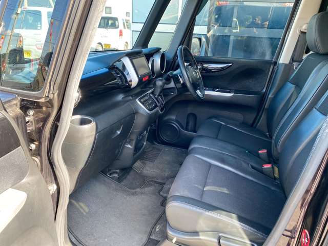 ホンダ Ｎ　ＢＯＸ ６６０ カスタムＧ ターボ Ｌパッケージ H28年 (九州・沖縄) 99