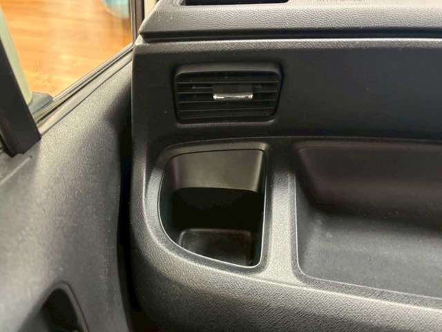 ホンダ ライフ ６６０ ディーバ スマートスタイル ４ＷＤ H23年 (北海道) 99