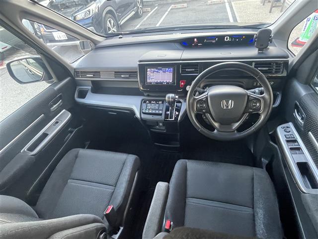 ホンダ ステップワゴン １．５ スパーダ ホンダ センシング H30年 (東海) 99