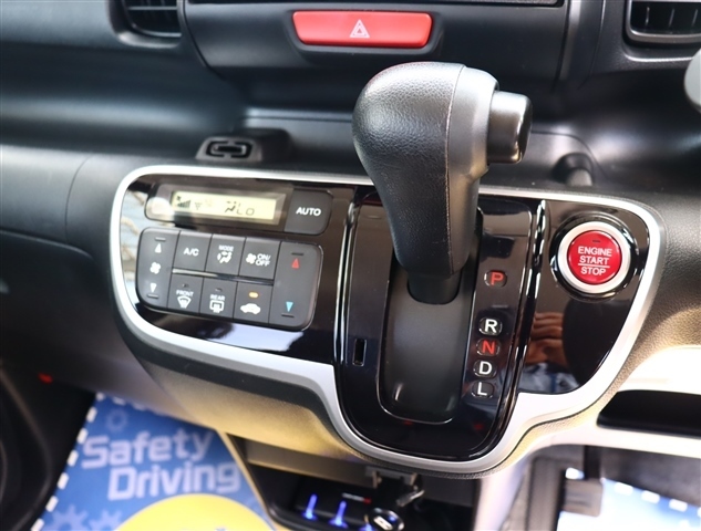 ホンダ Ｎ　ＢＯＸ ６６０ Ｇ H29年 (関東) 99