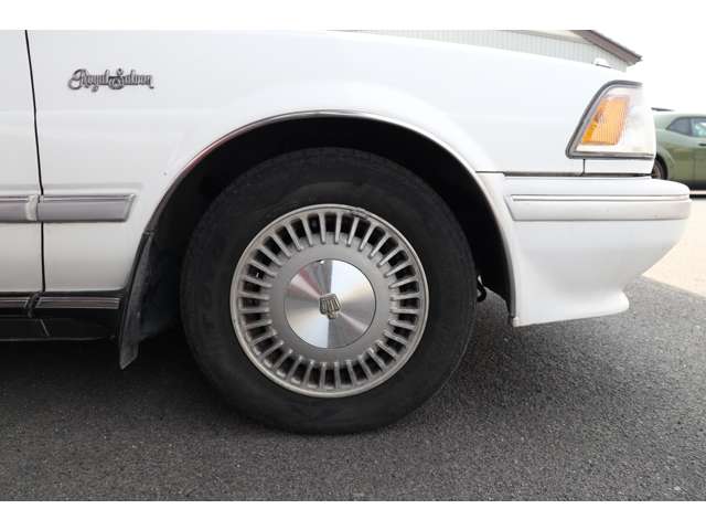 トヨタ クラウン ３．０ ロイヤルサルーン H2年 (東海) 99