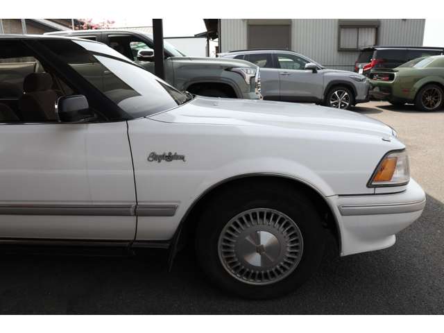 トヨタ クラウン ３．０ ロイヤルサルーン H2年 (東海) 99