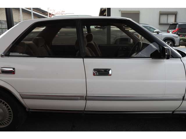 トヨタ クラウン ３．０ ロイヤルサルーン H2年 (東海) 99