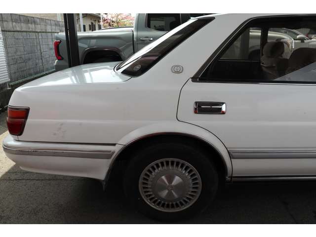 トヨタ クラウン ３．０ ロイヤルサルーン H2年 (東海) 99