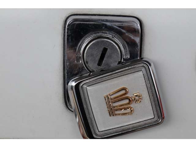 トヨタ クラウン ３．０ ロイヤルサルーン H2年 (東海) 99