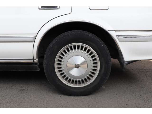 トヨタ クラウン ３．０ ロイヤルサルーン H2年 (東海) 99