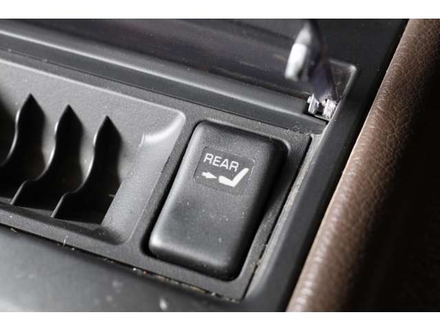 トヨタ クラウン ３．０ ロイヤルサルーン H2年 (東海) 99