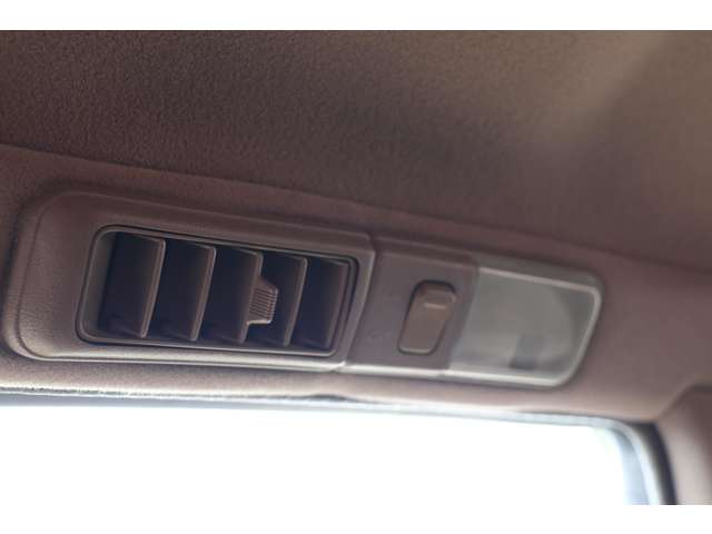 トヨタ クラウン ３．０ ロイヤルサルーン H2年 (東海) 99