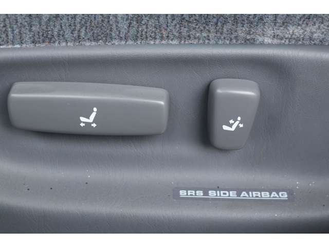 トヨタ クラウンマジェスタ ３．０ Ｅタイプ H10年 (東海) 99