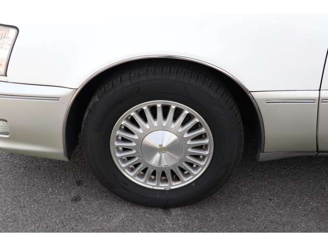 トヨタ クラウンマジェスタ ３．０ Ｅタイプ H10年 (東海) 99