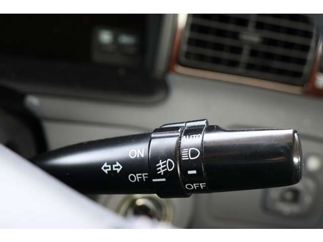 トヨタ クラウンマジェスタ ３．０ Ｅタイプ H10年 (東海) 99