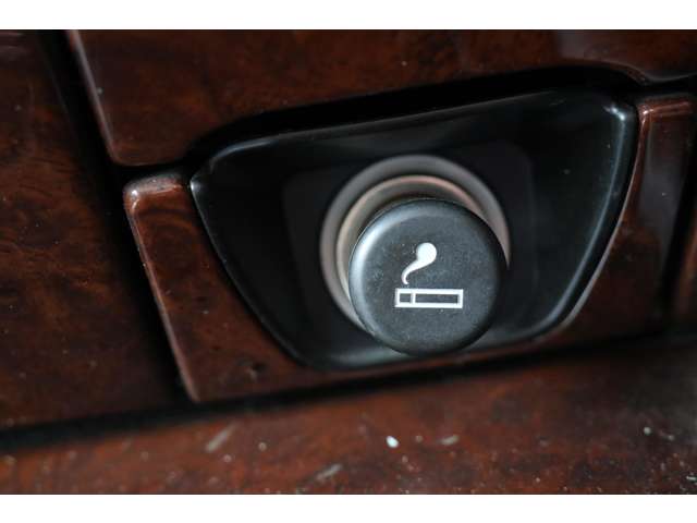 トヨタ クラウンマジェスタ ３．０ Ｅタイプ H10年 (東海) 99