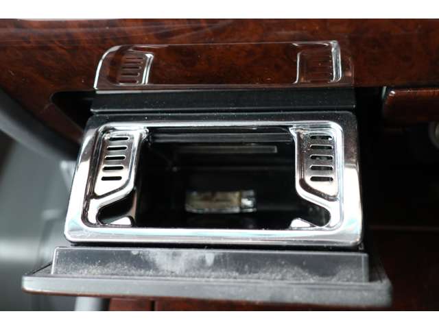 トヨタ クラウンマジェスタ ３．０ Ｅタイプ H10年 (東海) 99