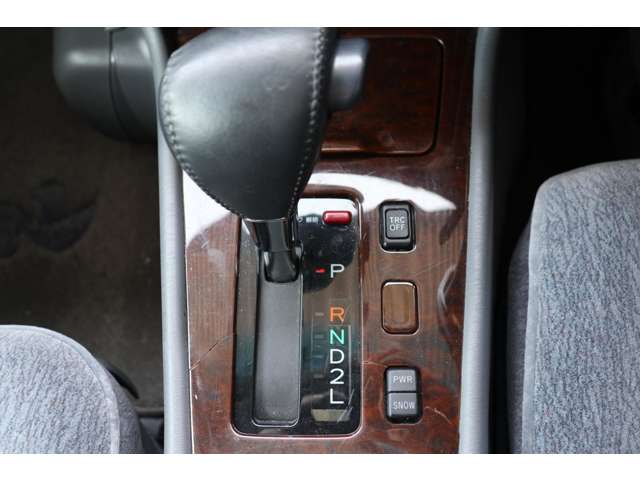 トヨタ クラウンマジェスタ ３．０ Ｅタイプ H10年 (東海) 99