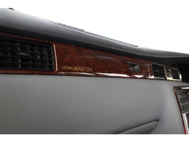 トヨタ クラウンマジェスタ ３．０ Ｅタイプ H10年 (東海) 99