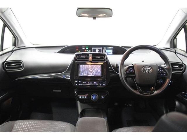 トヨタ プリウス １．８ Ｓ Ｅ－ＦＯＵＲ ４ＷＤ R2年 (北海道) 99