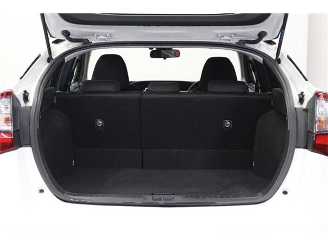 トヨタ プリウス １．８ Ｓ Ｅ－ＦＯＵＲ ４ＷＤ R2年 (北海道) 99