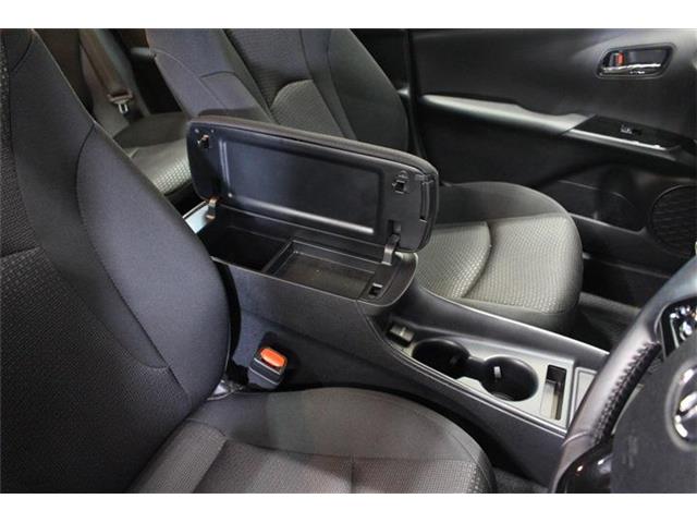 トヨタ プリウス １．８ Ｓ Ｅ－ＦＯＵＲ ４ＷＤ R2年 (北海道) 99